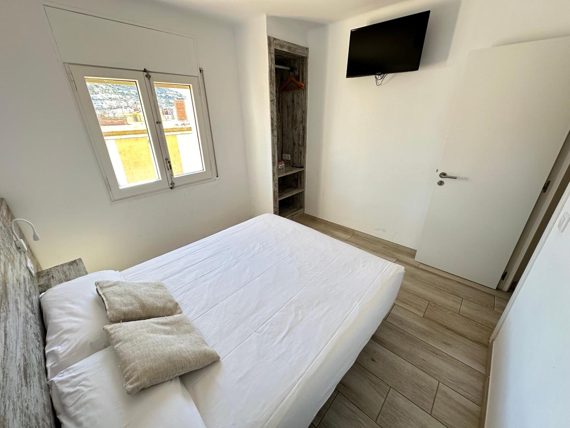 Agi Gloria Rooms Roses Extérieur photo