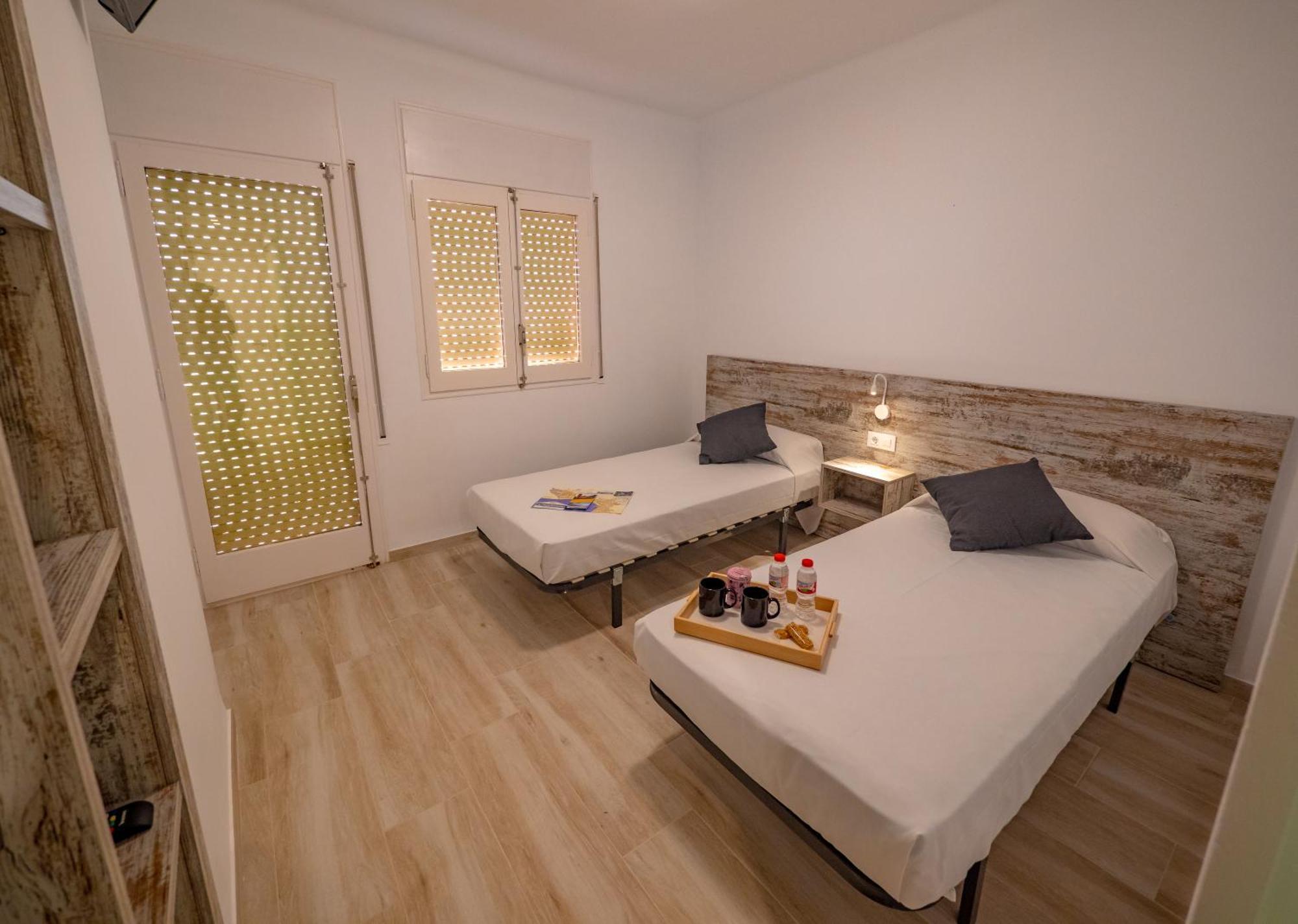 Agi Gloria Rooms Roses Extérieur photo
