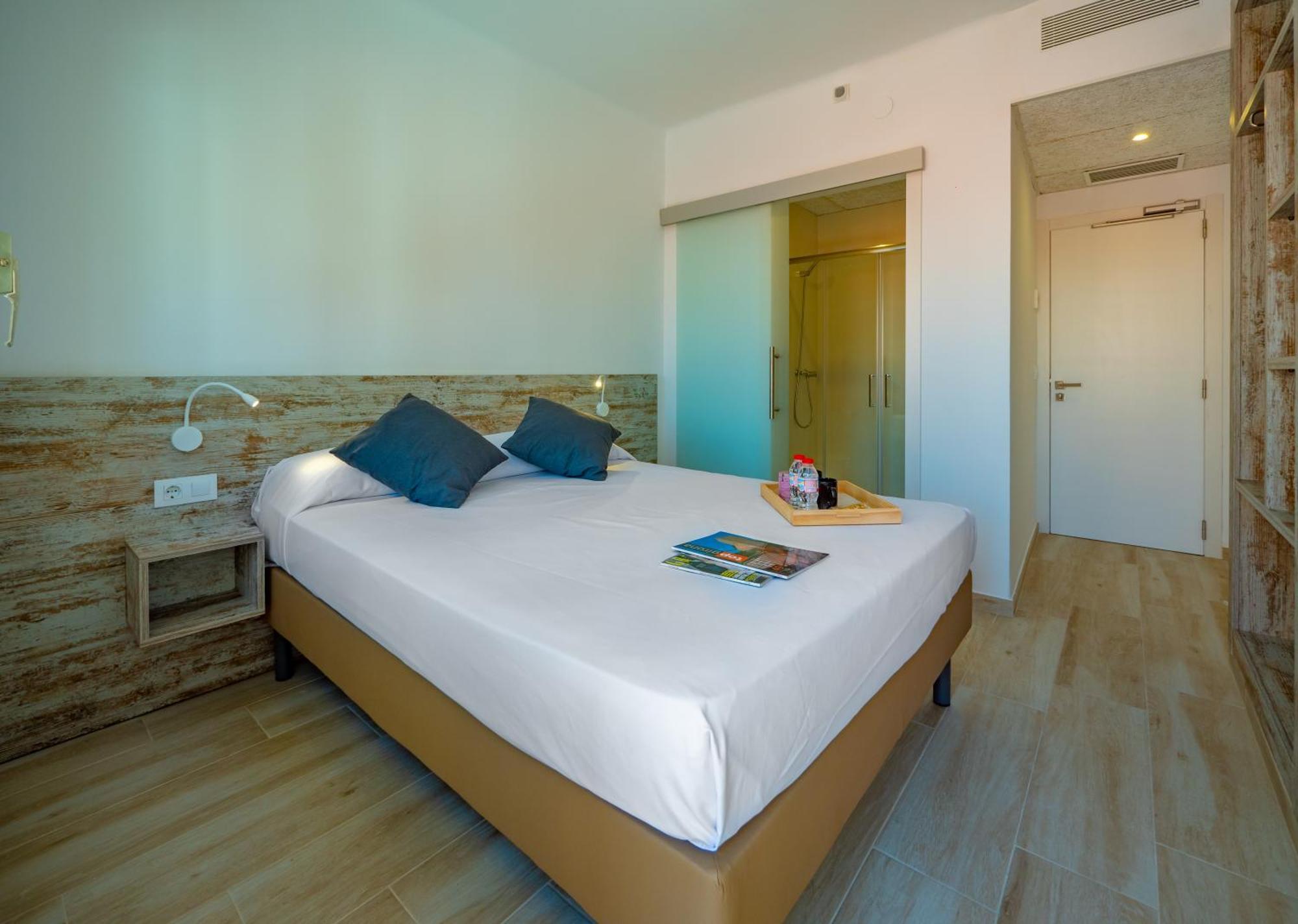 Agi Gloria Rooms Roses Extérieur photo
